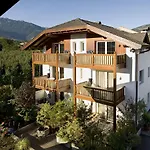 Hecherhof Готель Мерано