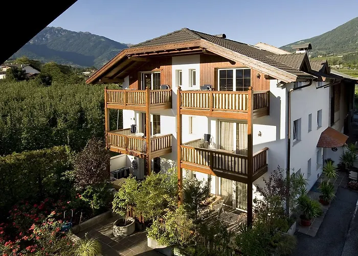 Hecherhof Отель Мерано